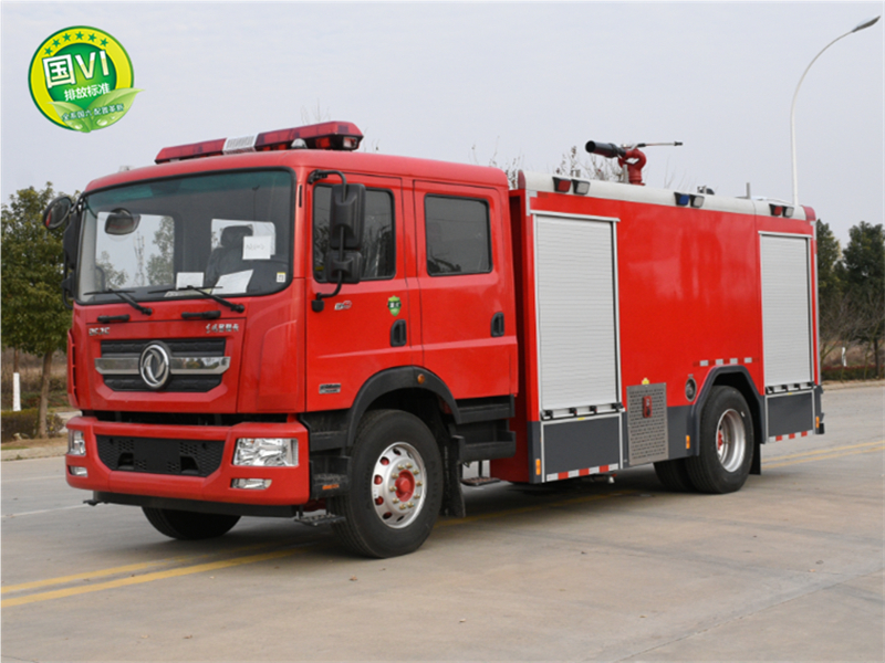 國(guó)六8噸東風(fēng)D9水罐泡沫消防車